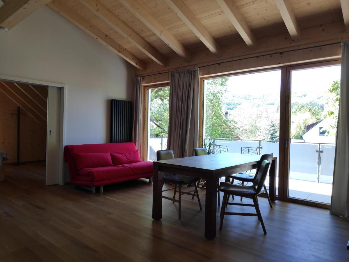 Ferienwohnungen Und Zimmer In Reutlingen-Goenningen ภายนอก รูปภาพ