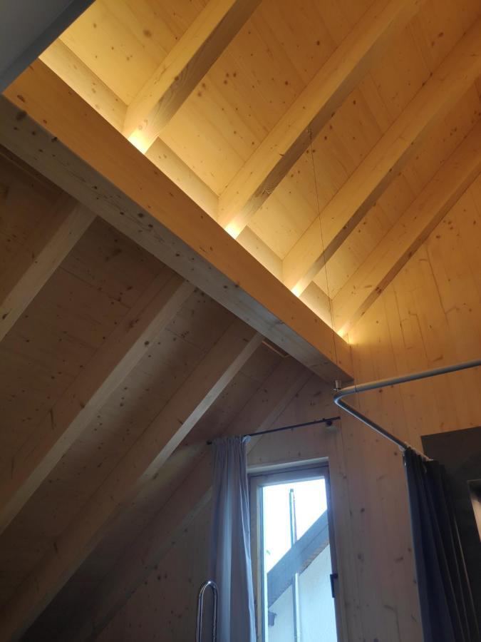 Ferienwohnungen Und Zimmer In Reutlingen-Goenningen ภายนอก รูปภาพ