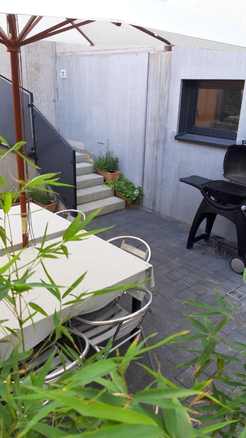 Ferienwohnungen Und Zimmer In Reutlingen-Goenningen ภายนอก รูปภาพ